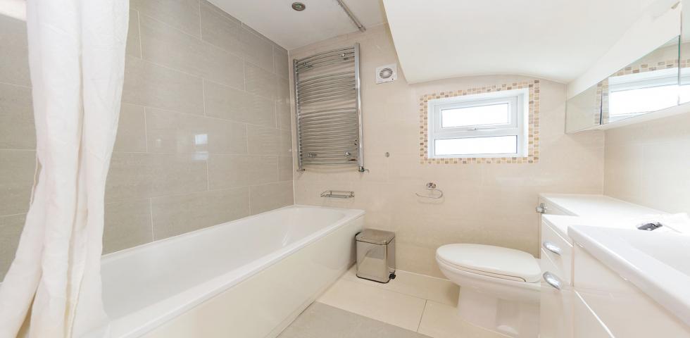 Modern Apartment Riffel Road, Willesden Green